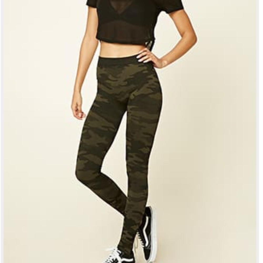 Camo leggings